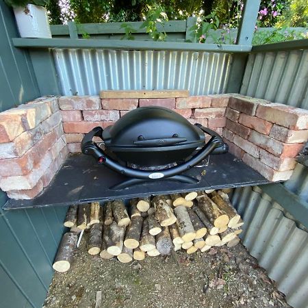 Cosy Double Shepherds Hut In Beautiful Wicklow With Underfloor Heating Throughout Rathnew Bagian luar foto