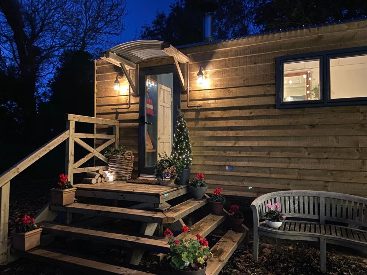 Cosy Double Shepherds Hut In Beautiful Wicklow With Underfloor Heating Throughout Rathnew Bagian luar foto